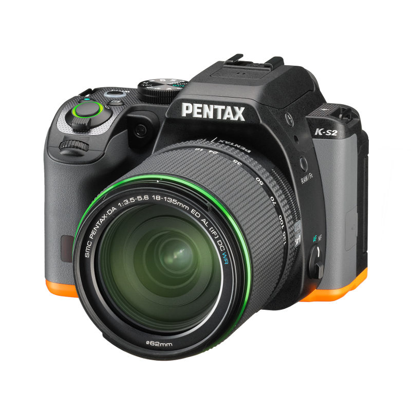Pentax KS2 DSLR Zwart/Oranje + 18135mm WR Zwart