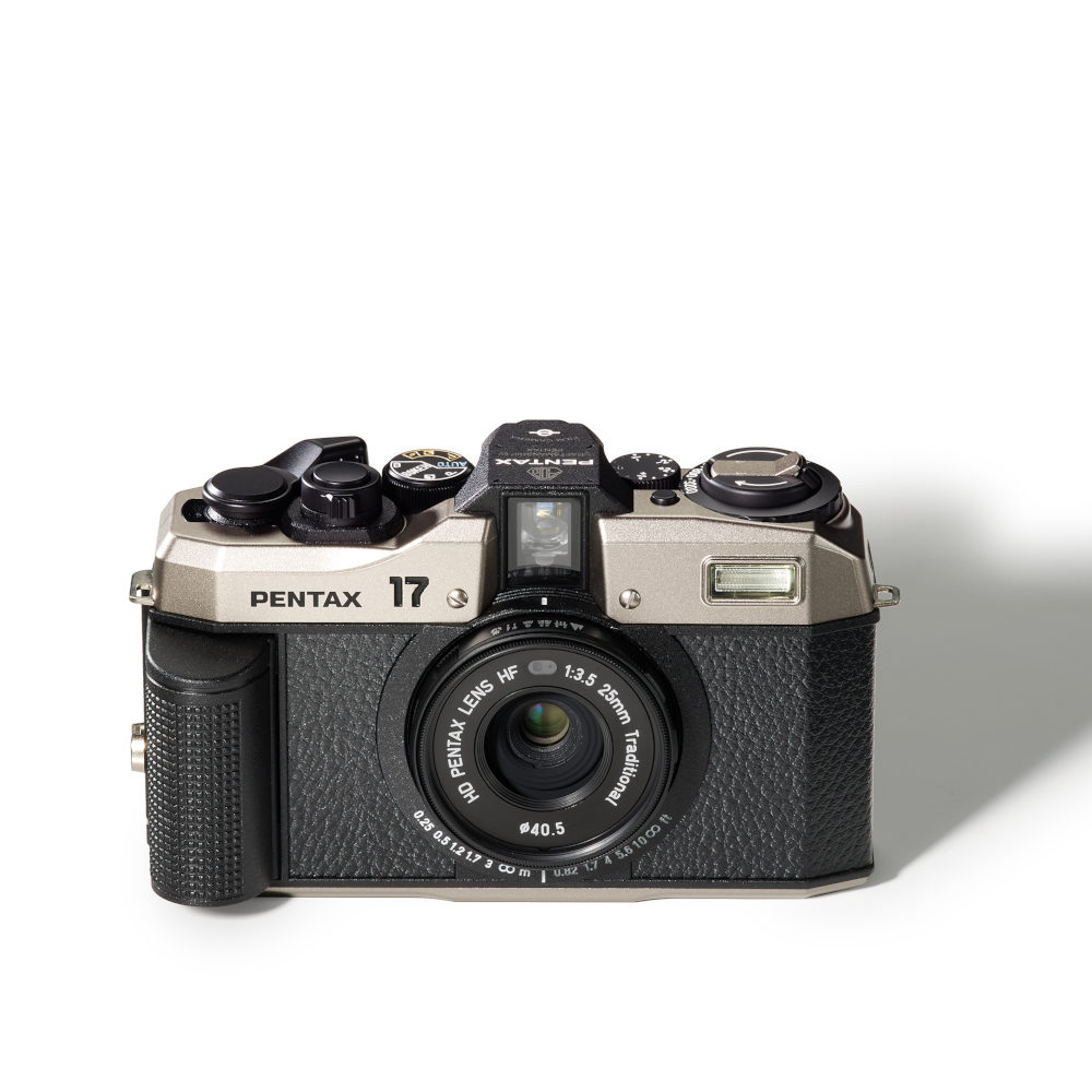 AgfaPhoto Analoge camera Compact FF gemotoriseerd filmtransport, flits, voor 35 mm kleur- en zwart/witte films, incl. draaglus, camera-zak, batterij en AgfaPhoto APX 400 S/W film