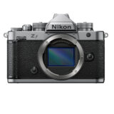 Nikon Z f Zilver
