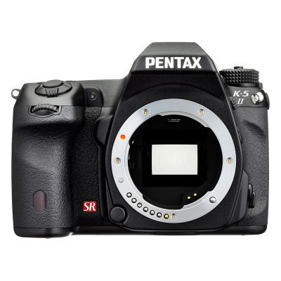 Pentax K-5 II DSLR + 18-270mm