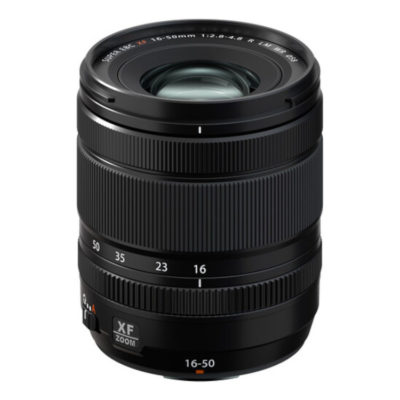 Fujifilm X-T5 systeemcamera Zilver + 16-50mm objectief staand