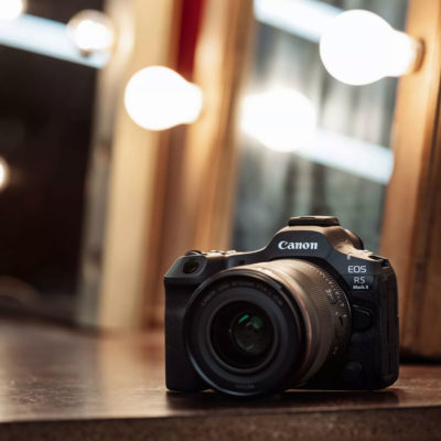 Canon EOS R5 Mark II systeemcamera + RF 24-70mm lifestyle