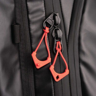 WANDRD Standard Zipper Puller Red