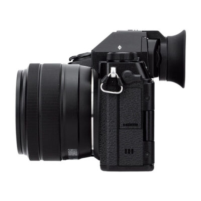 JJC EF-XS20L Camera Eyecup op camera zijkant