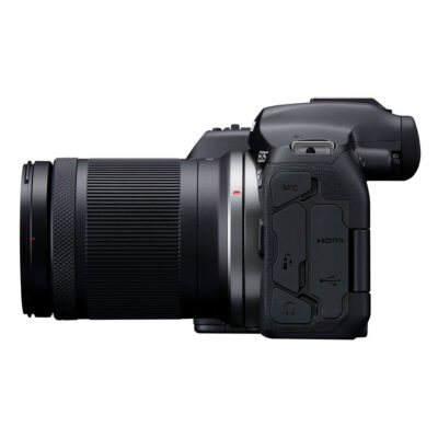 Canon EOS R7 systeemcamera + RF-S 18-150mm f/3.5-6.3 zijkant links