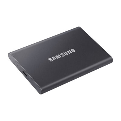 Bovenaanzicht van de Samsung Portable SSD T7 4TB Grijs met zicht op poort en bovenkant